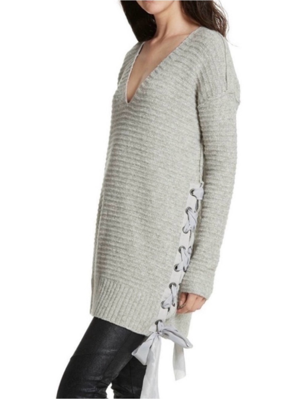 NWOT Free People Light Gray V-Neck Longline Knit Sweater
